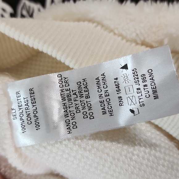 Akira Netflix With Thrills Cream Soft Teddy Long Sleeve Shirt M - Picture 7 of 10